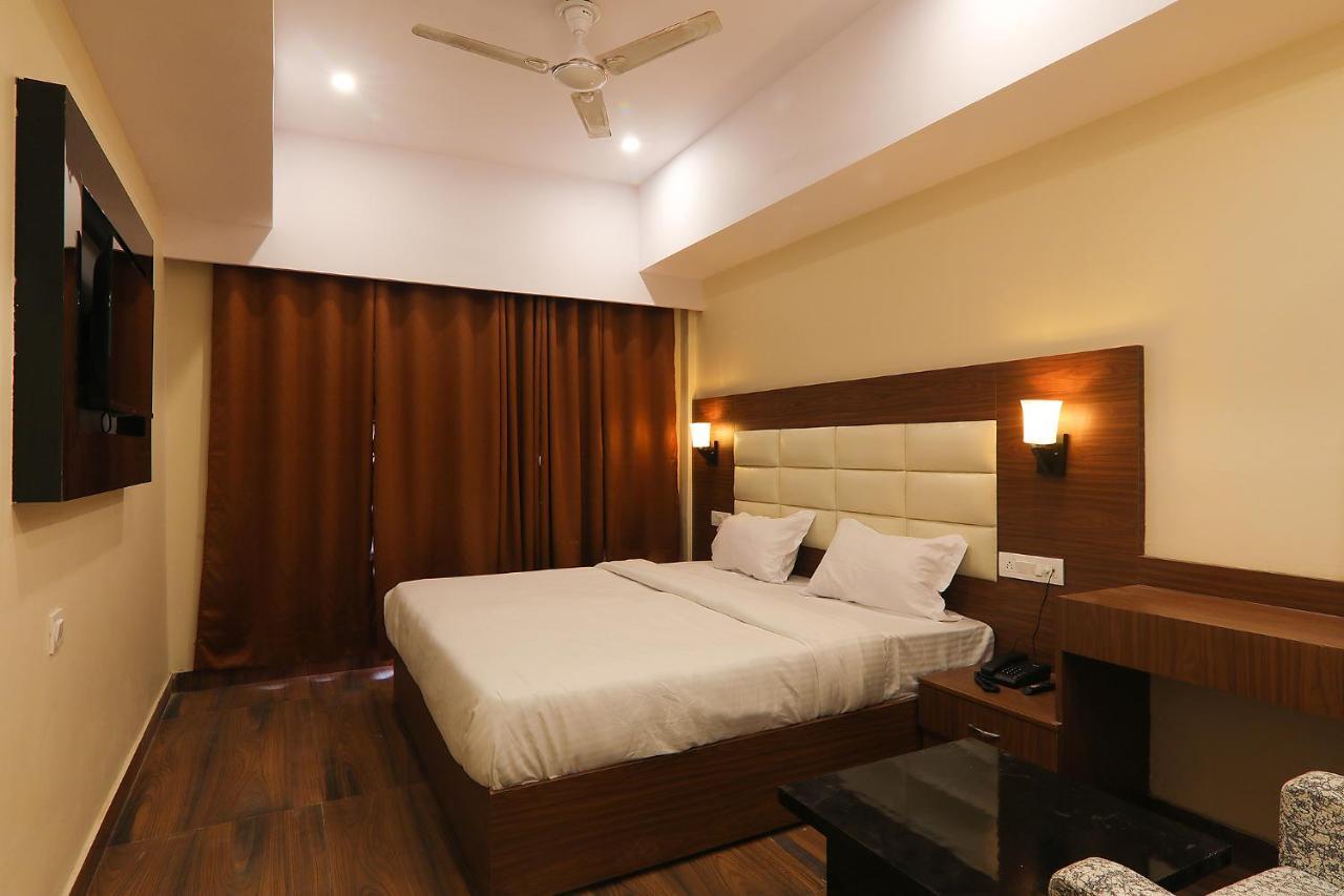 Fabhotel Blueark 러크나우 외부 사진