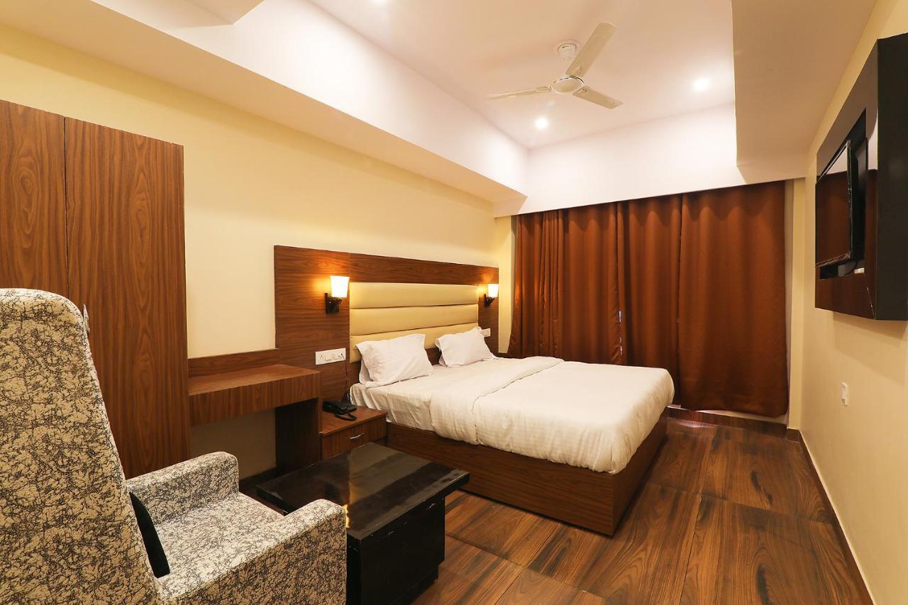 Fabhotel Blueark 러크나우 외부 사진